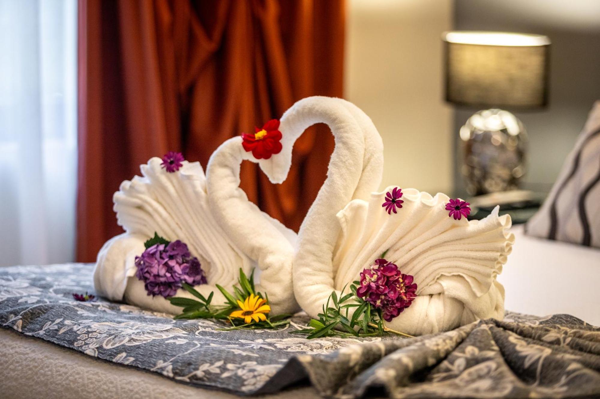 Hotel Royal Виктория Экстерьер фото